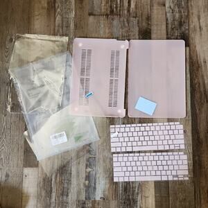 Pink‎ Hard Case Set MacBook 13 Inch Screen & 2 Keyboard Protectors School NWT